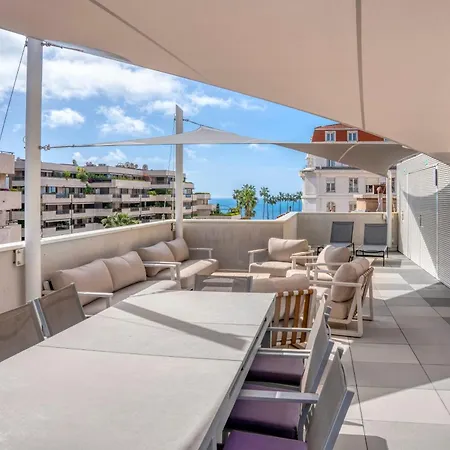 Ref 1071 - Center - 5mins To The Palais Des Festivals *
